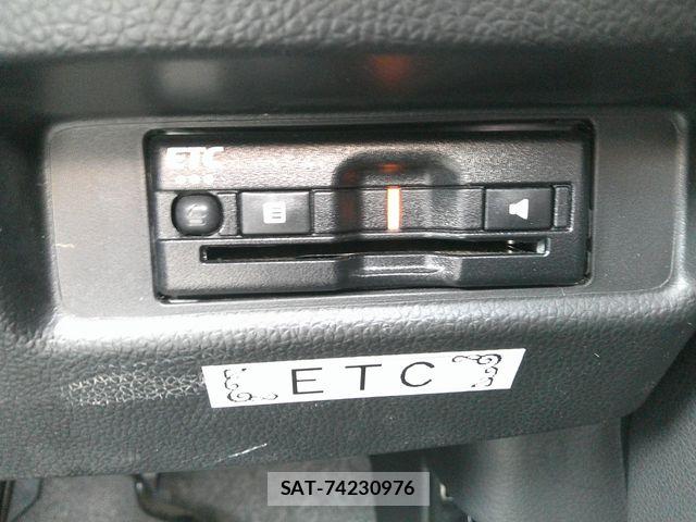 Suzuki WAGON R 2022-06 8133088-9