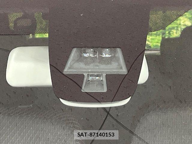 Suzuki WAGON R 2013-12 8147026-2