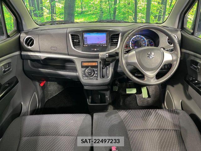 Suzuki WAGON R 2013-09 8211078-1