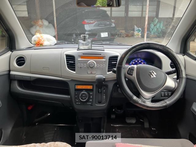 Suzuki WAGON R 2014-12 8232464-16