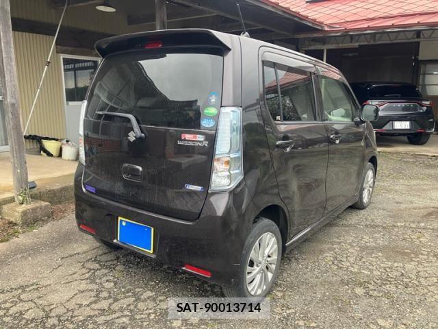 Suzuki WAGON R 2014-12 8232464-5