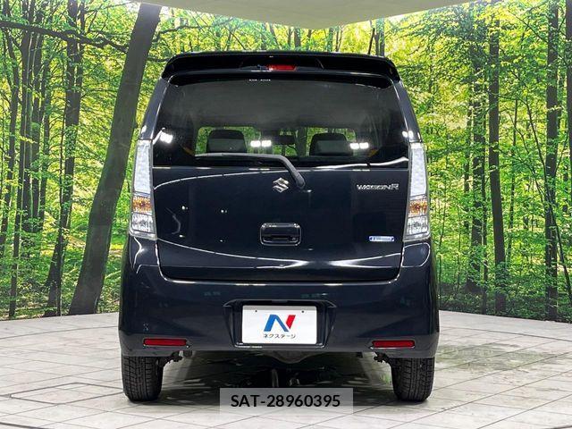 Suzuki WAGON R 2014-12 8247200-12
