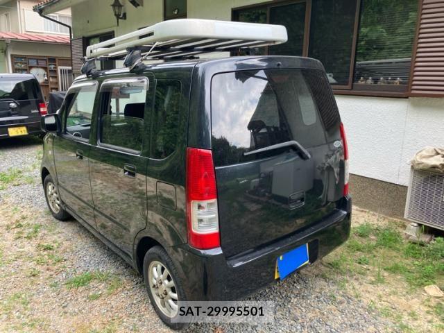 Suzuki WAGON R 2005-01 8247201-2