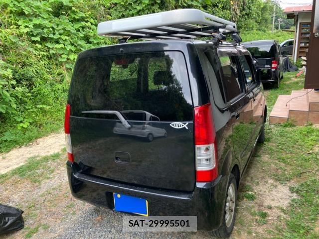 Suzuki WAGON R 2005-01 8247201-3