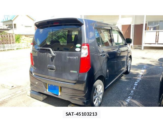 Suzuki WAGON R 2014-04 8247199-4