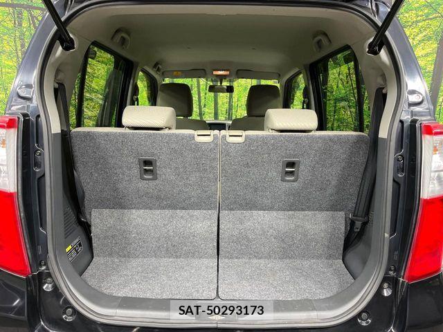 Suzuki WAGON R 2013-12 8318190-10