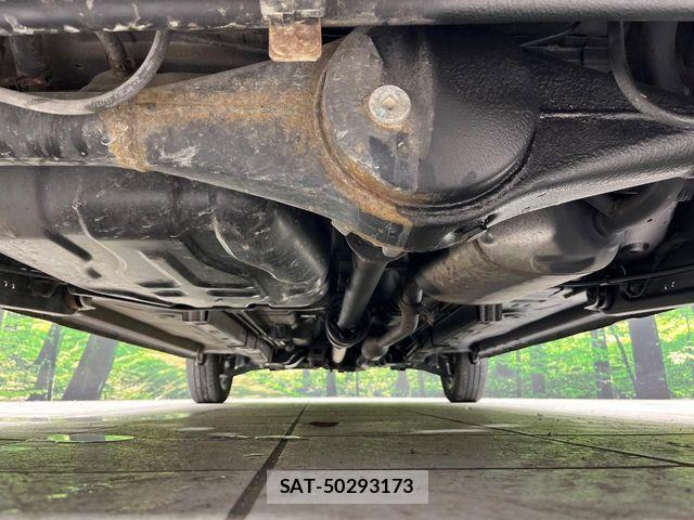 Suzuki WAGON R 2013-12 8318190-19