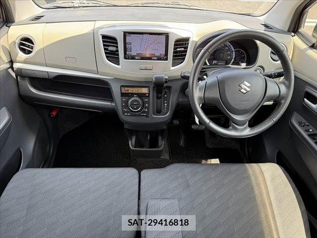 Suzuki WAGON R 2014-08 8318192-1