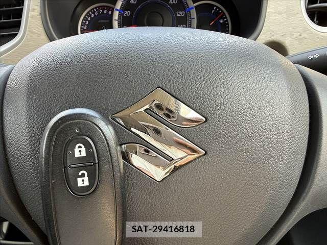 Suzuki WAGON R 2014-08 8318192-2