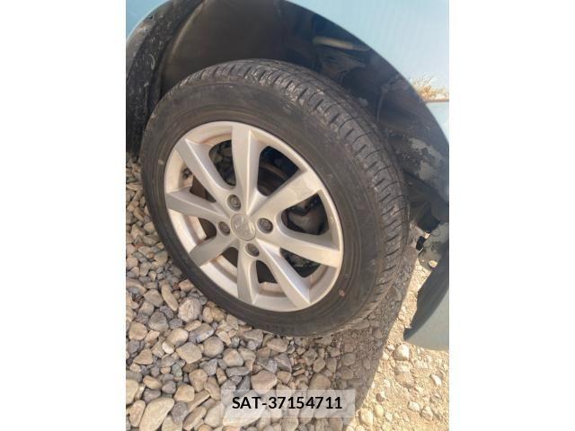 Suzuki WAGON R 2014-01 8369852-4