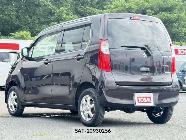 Suzuki WAGON R 2013-08 8369851-24