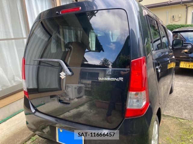 Suzuki WAGON R 2012-07 8369850-12
