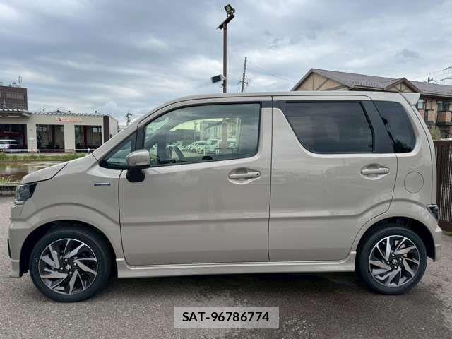 Suzuki WAGON R 2026-04 8372403-9