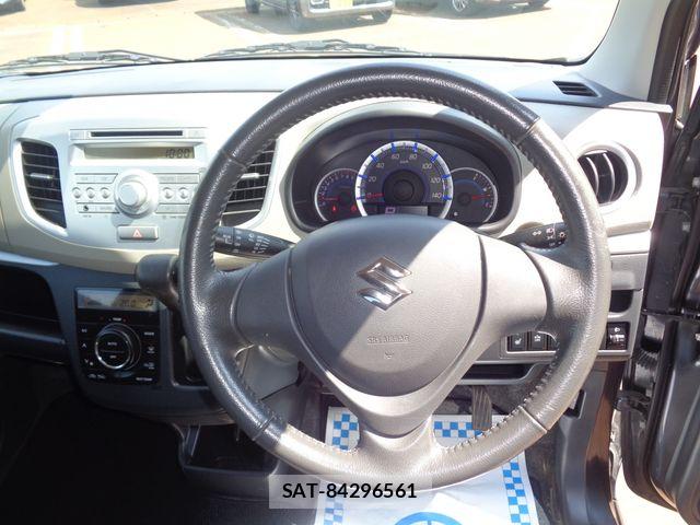 Suzuki WAGON R 2013-11 8415936-10