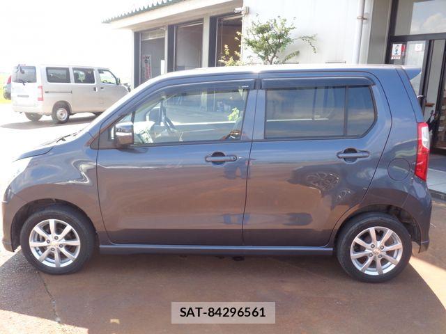 Suzuki WAGON R 2013-11 8415936-5