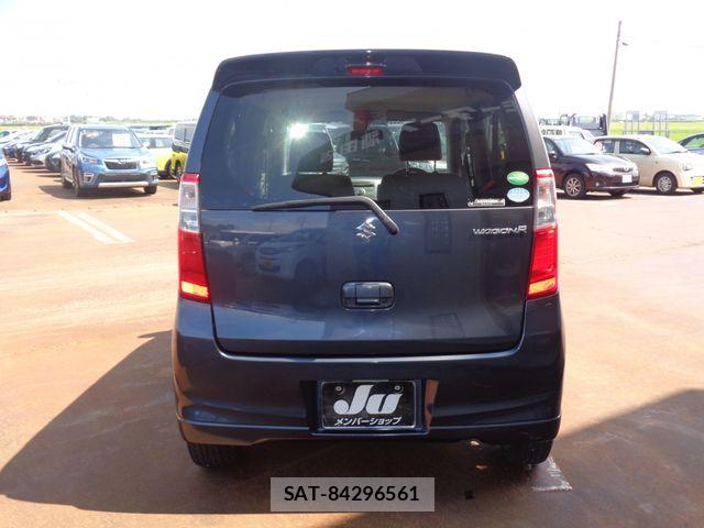 Suzuki WAGON R 2013-11 8415936-6
