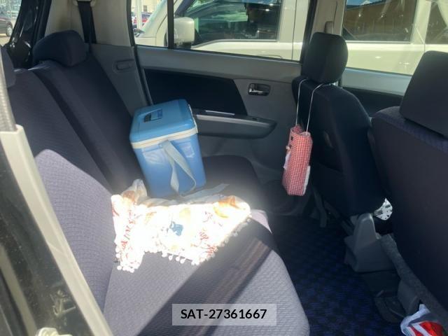 Suzuki WAGON R 2011-08 8415938-11