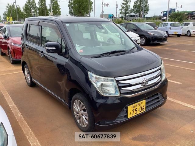 Suzuki WAGON R 2014-11 8439132-1