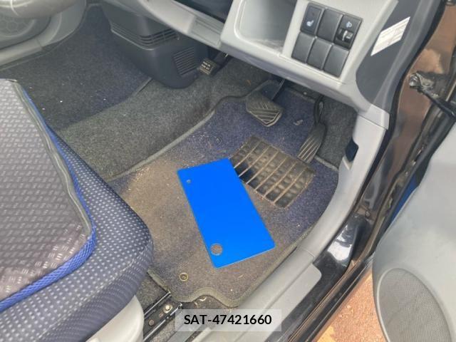Suzuki WAGON R 2009-08 8528294-9