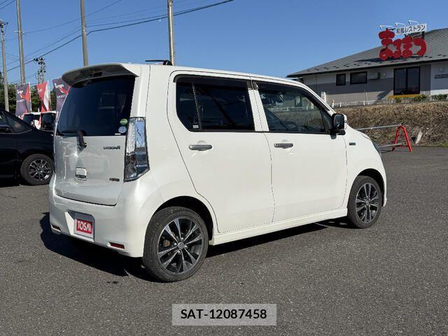 Suzuki WAGON R 2013-12 8629842-4