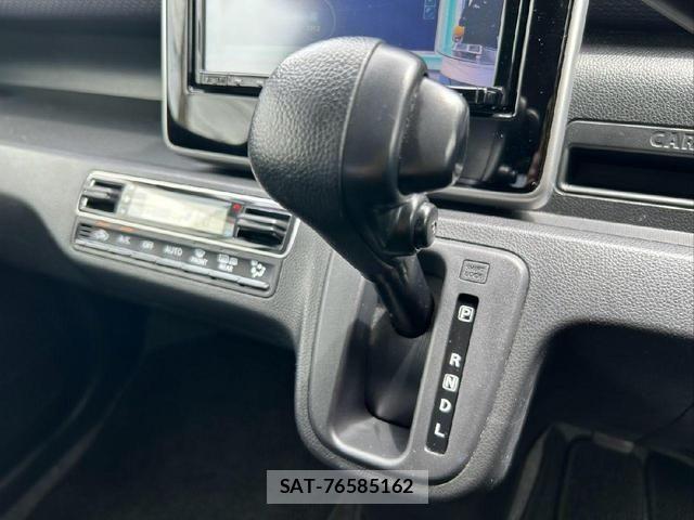 Suzuki WAGON R 2018-05 8851128-19