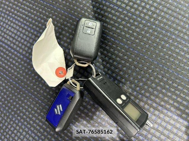 Suzuki WAGON R 2018-05 8851128-29
