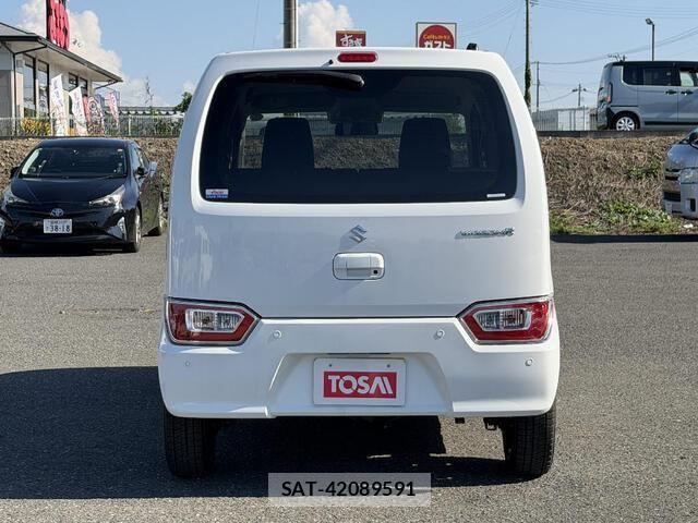 Suzuki WAGON R 2025-05 8883031-23
