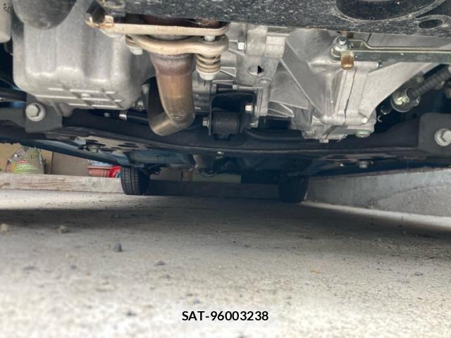 Suzuki WAGON R 2022-06 8883032-4