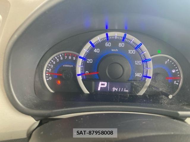Suzuki WAGON R 2015-09 8884637-13