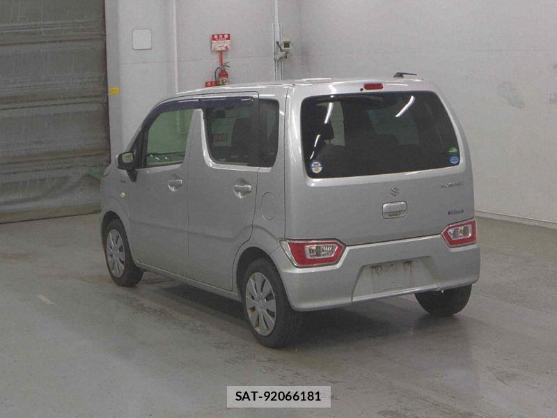 Suzuki WAGON R 2018 932060-2