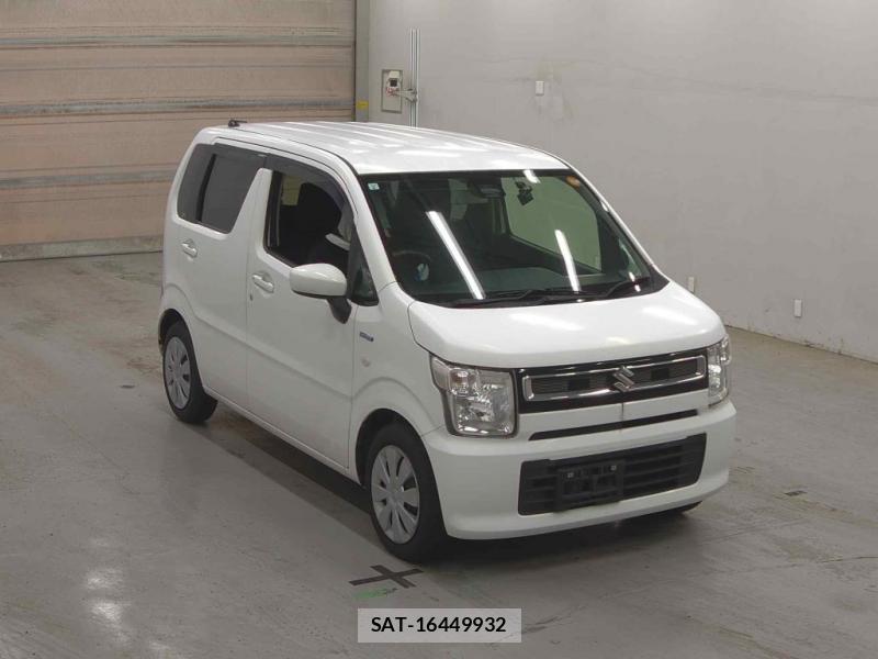 Suzuki  2019-03 7349936-0