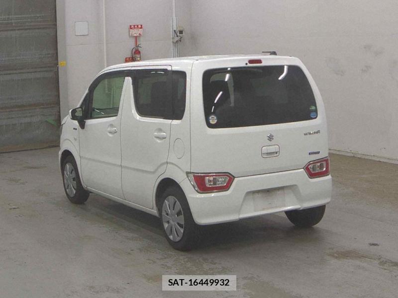 Suzuki  2019-03 7349936-2