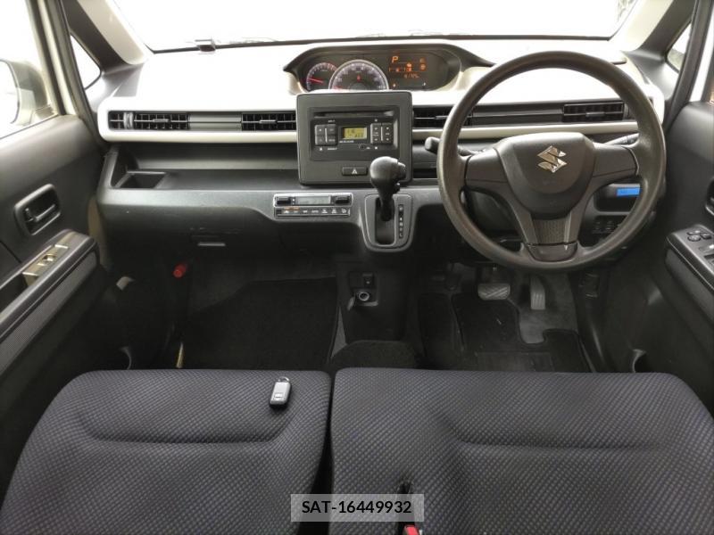 Suzuki  2019-03 7349936-4