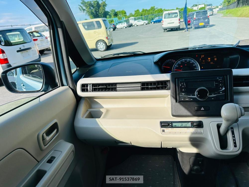 Suzuki WAGON R 2019 7175278-17