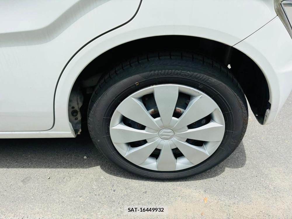 Suzuki WAGON R 2019-03 7349936-30