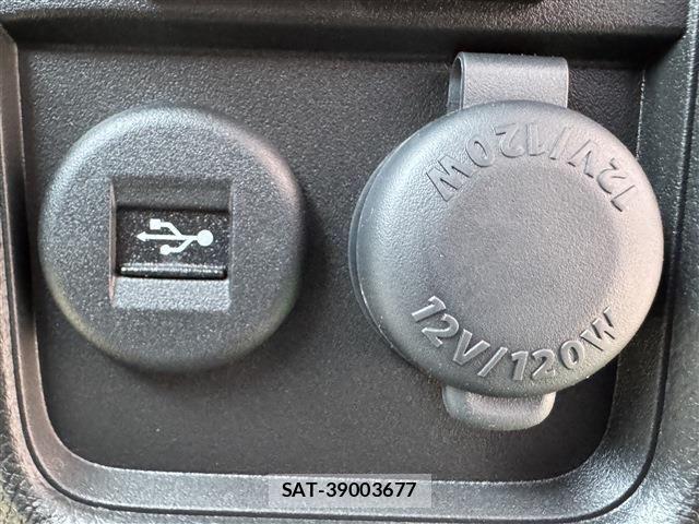 Suzuki WAGON R 2026-04 6999223-28