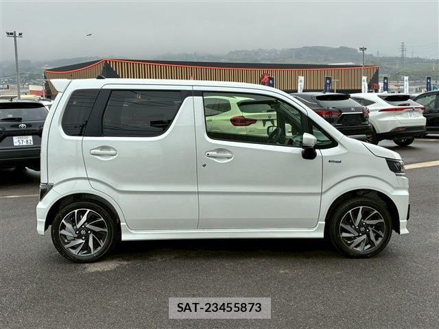 Suzuki WAGON R 2026-04 7903658-9