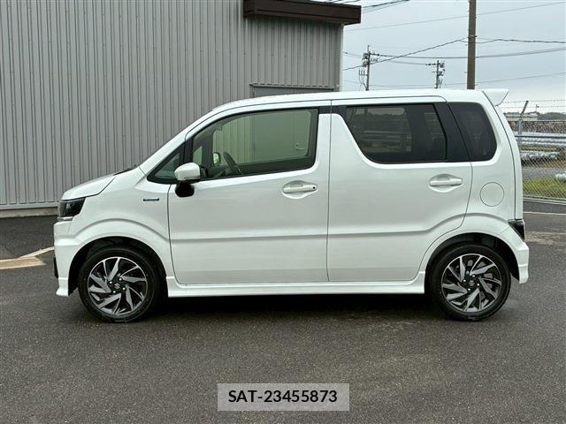 Suzuki WAGON R 2026-04 7903658-8