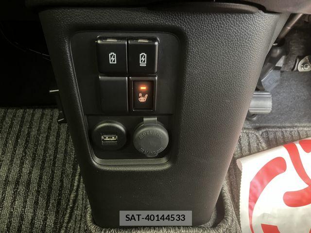 Suzuki WAGON R 2023-10 8564153-25