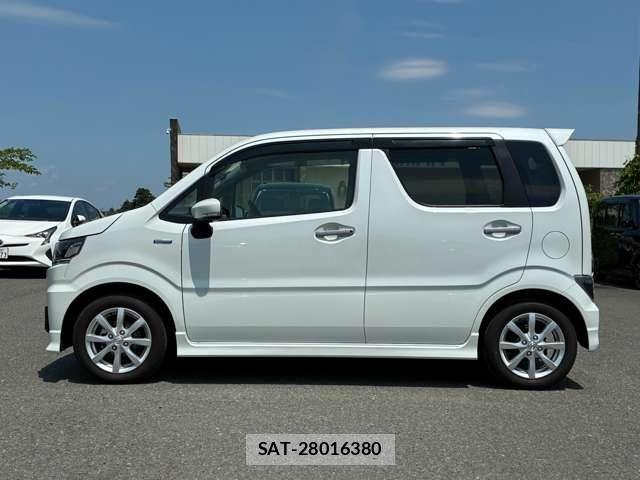 Suzuki WAGON R 2024-12 8232465-28