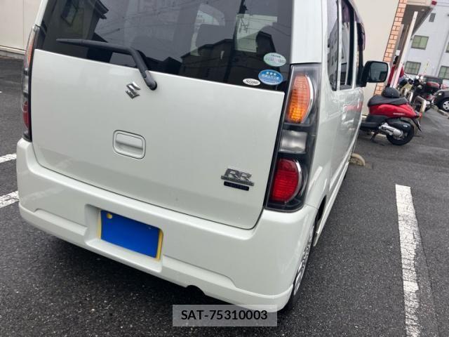 Suzuki WAGON R 2006-11 7903660-2
