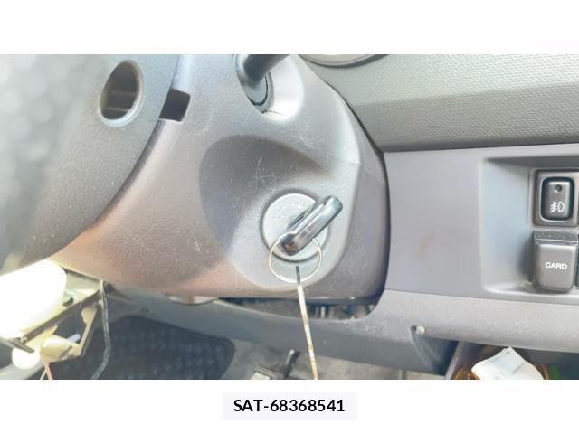 Suzuki WAGON R 2006-01 8102808-9