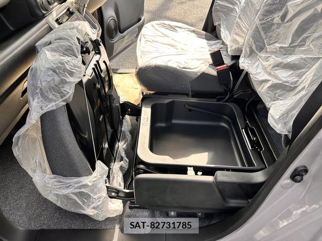 Suzuki WAGON R 2025-11 6753952-25