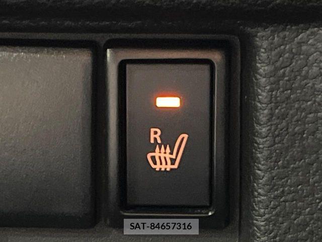 Suzuki WAGON R 2021-11 7563105-6