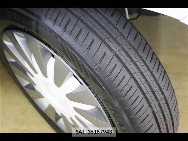 Suzuki WAGON R 2025-09 7621450-23
