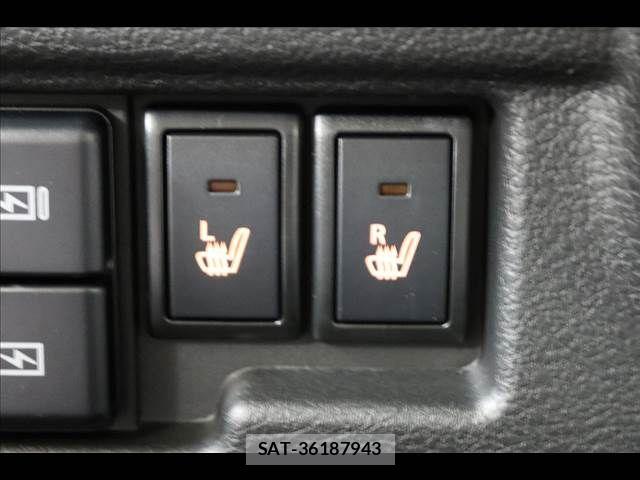 Suzuki WAGON R 2025-09 7621450-3
