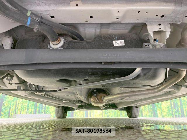 Suzuki WAGON R 2022-09 8211082-18