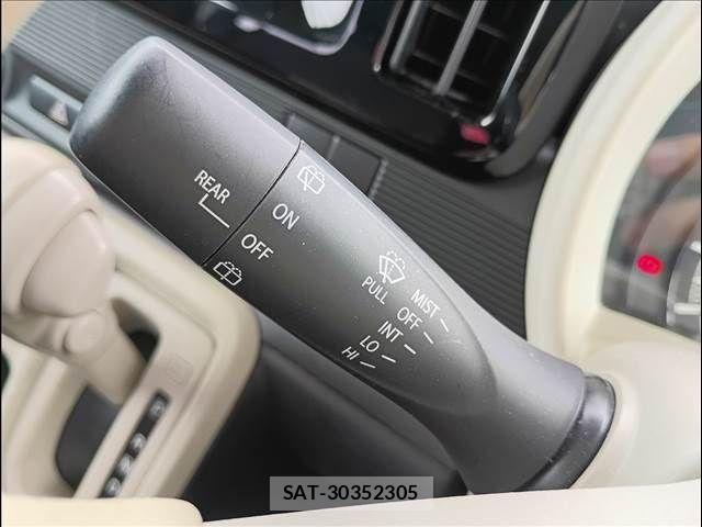 Suzuki WAGON R 2023-08 8318197-11