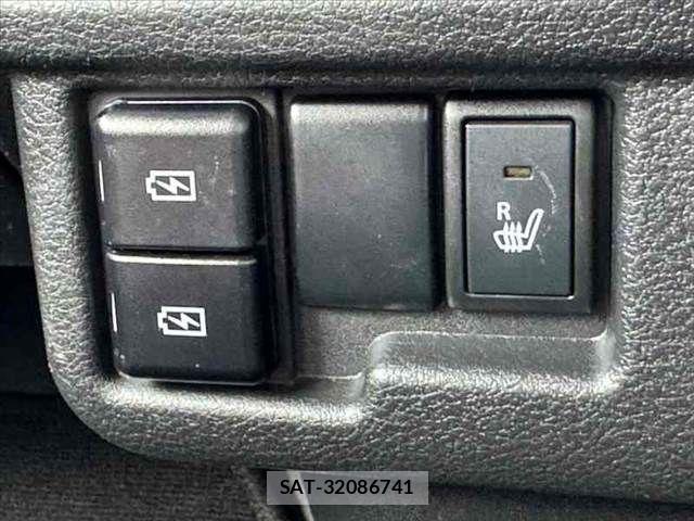 Suzuki WAGON R 2023-08 8369868-24