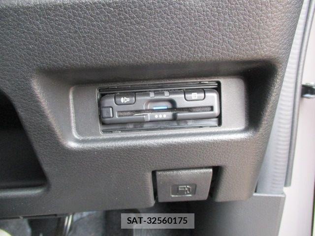 Suzuki WAGON R 2025-02 8662514-16